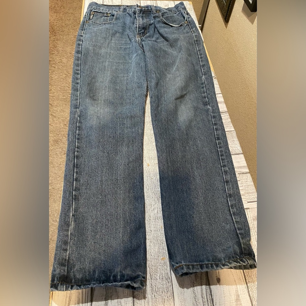Men’s Oscar jeans selected 32 x 30 small spot on back of leg